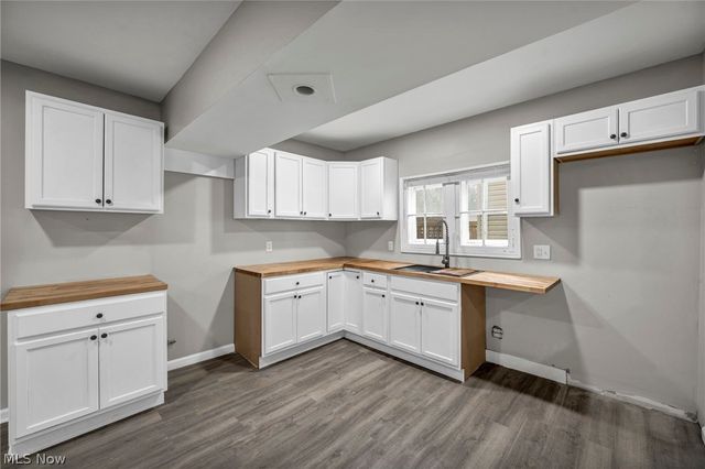 295 E 238th Street, Euclid, OH 44123