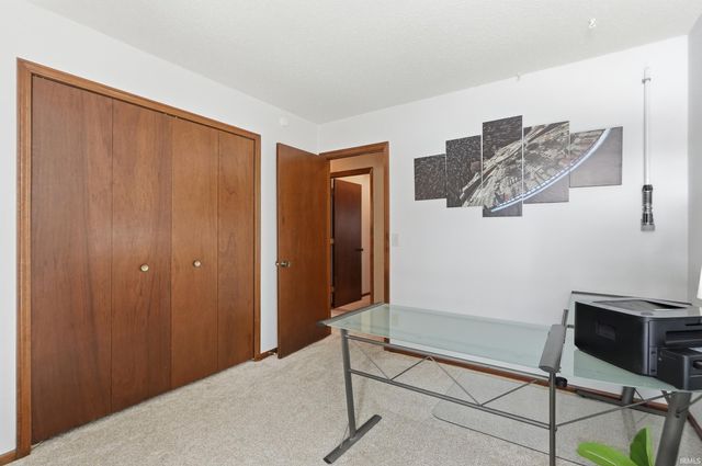 1007 Easton Trail, Fort Wayne, IN 46825