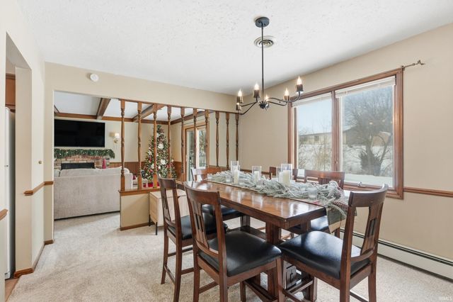 1007 Easton Trail, Fort Wayne, IN 46825