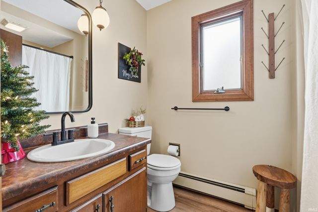 1007 Easton Trail, Fort Wayne, IN 46825