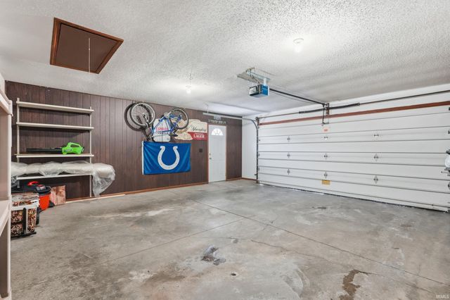 1007 Easton Trail, Fort Wayne, IN 46825