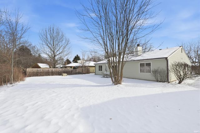 1007 Easton Trail, Fort Wayne, IN 46825