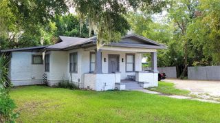 135 S STONE ST, Deland, FL 32720