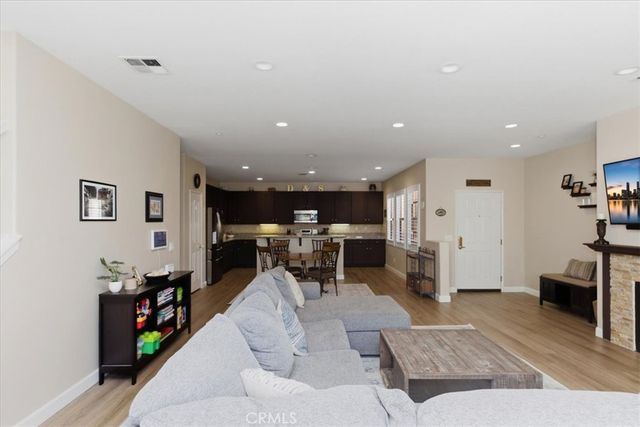 7353 Ellena W 70, Rancho Cucamonga, CA 91730