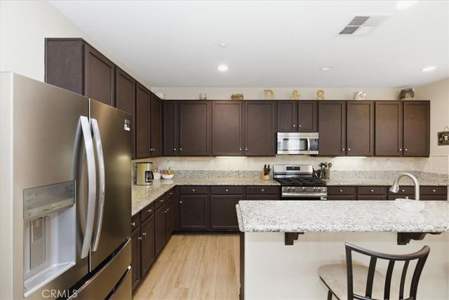 7353 Ellena W 70, Rancho Cucamonga, CA 91730