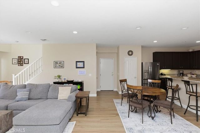 7353 Ellena W 70, Rancho Cucamonga, CA 91730