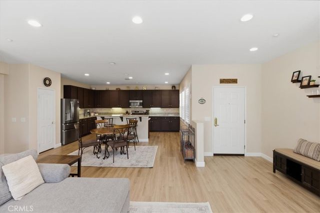 7353 Ellena W 70, Rancho Cucamonga, CA 91730