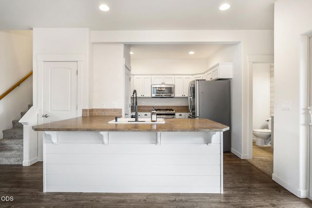21191 SE Philly Avenue, Bend, OR 97702