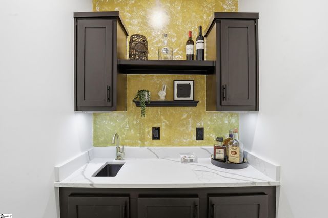 221 Lenhardt Road, Easley, SC 29640