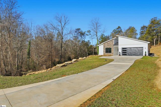 221 Lenhardt Road, Easley, SC 29640