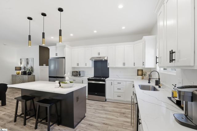 221 Lenhardt Road, Easley, SC 29640