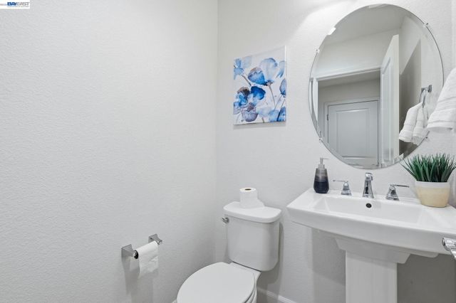 8553 Schooner Way, Newark, CA 94560