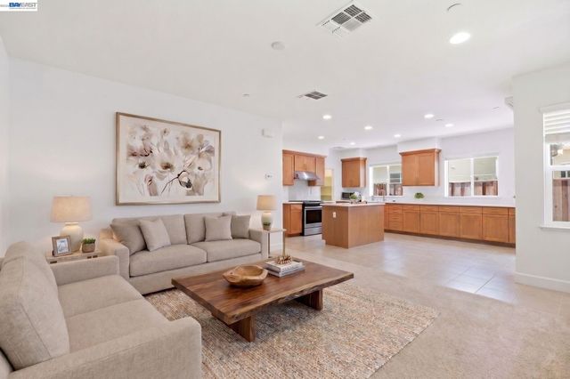 8553 Schooner Way, Newark, CA 94560