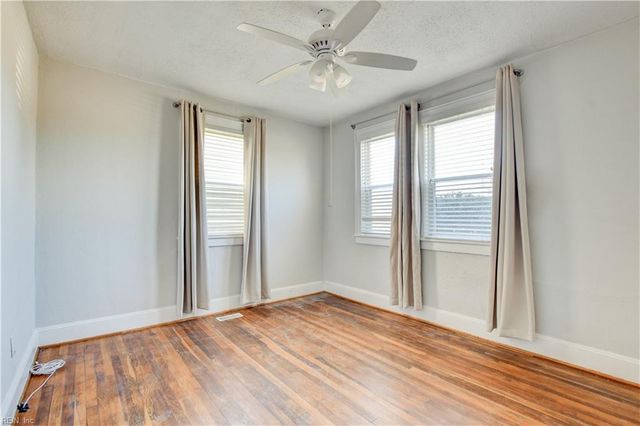 9216 Rippard AVE, Norfolk, VA 23503