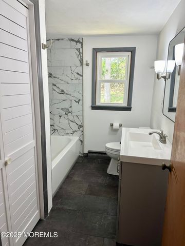 135 S Main Street, Barnegat, NJ 08005