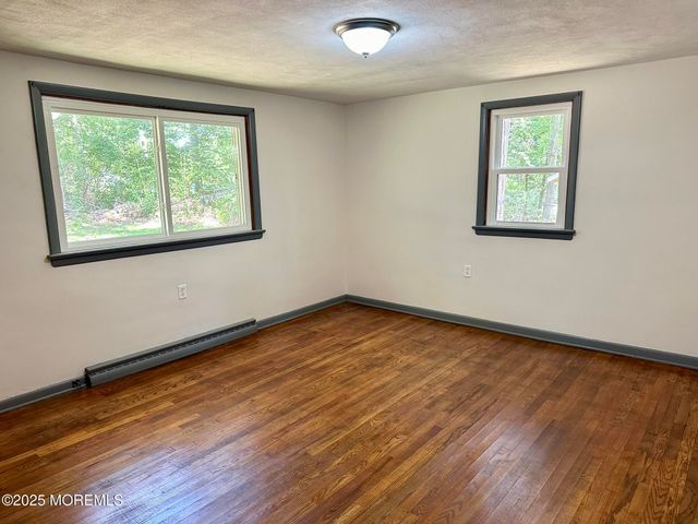 135 S Main Street, Barnegat, NJ 08005