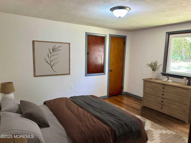 135 S Main Street, Barnegat, NJ 08005