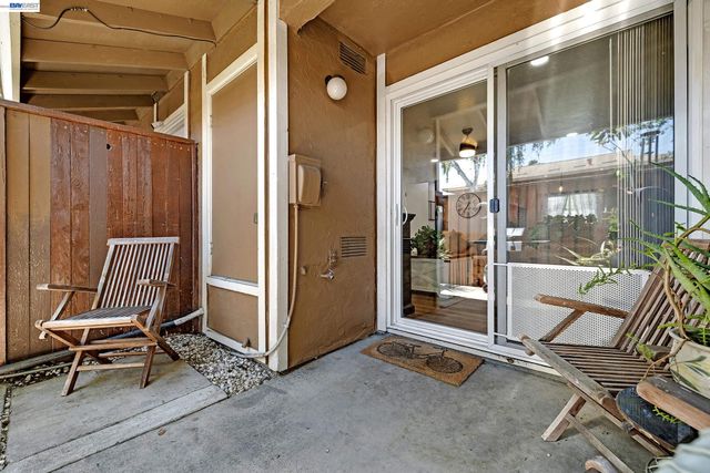 2011 Olivera Rd B, Concord, CA 94520