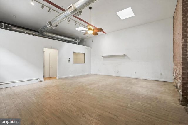 1414 W OXFORD ST, Philadelphia, PA 19121