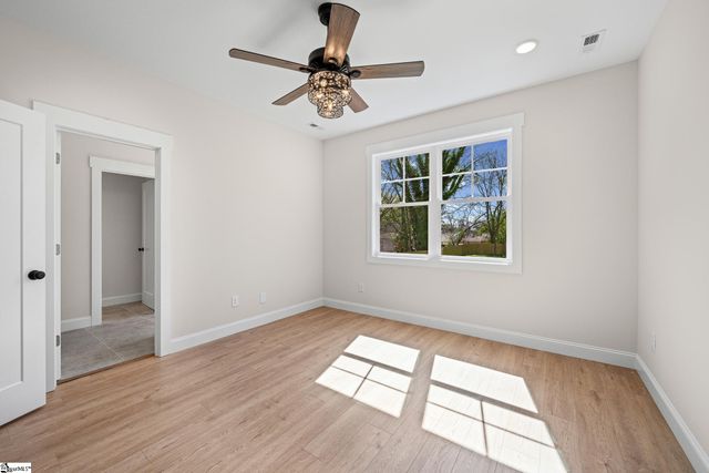 7 Judson Road, Greenville, SC 29611