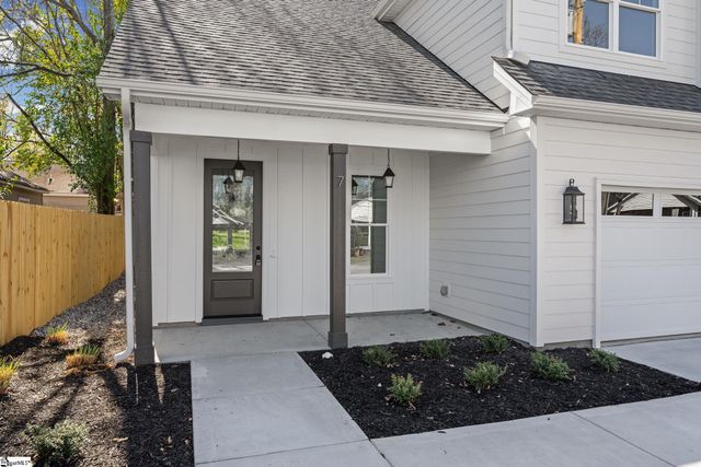 7 Judson Road, Greenville, SC 29611