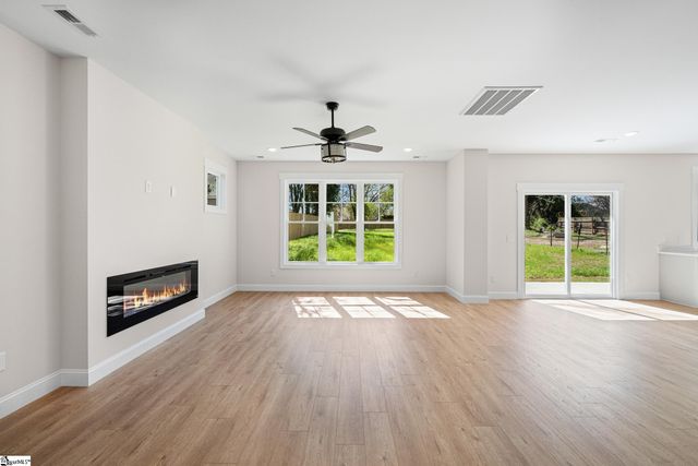 7 Judson Road, Greenville, SC 29611