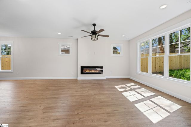 7 Judson Road, Greenville, SC 29611