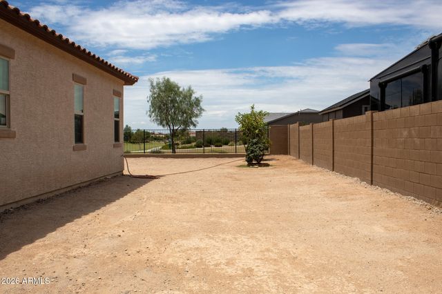 594 S 174th Lane, Goodyear, AZ 85338