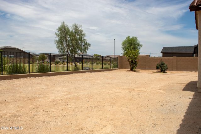 594 S 174th Lane, Goodyear, AZ 85338