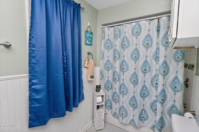 1201 Helderberg Ave Avenue, Schenectady, NY 12306