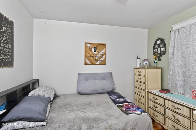 1201 Helderberg Ave Avenue, Schenectady, NY 12306