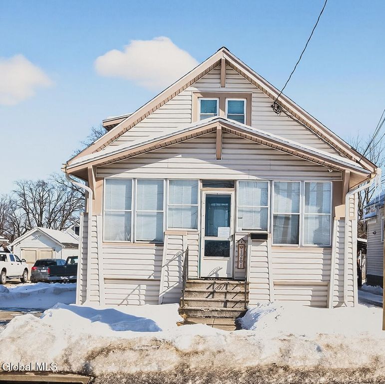 1201 Helderberg Ave Avenue, Schenectady, NY 12306