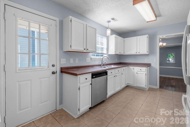 13615 Wildiris Court, Pineville, NC 28134