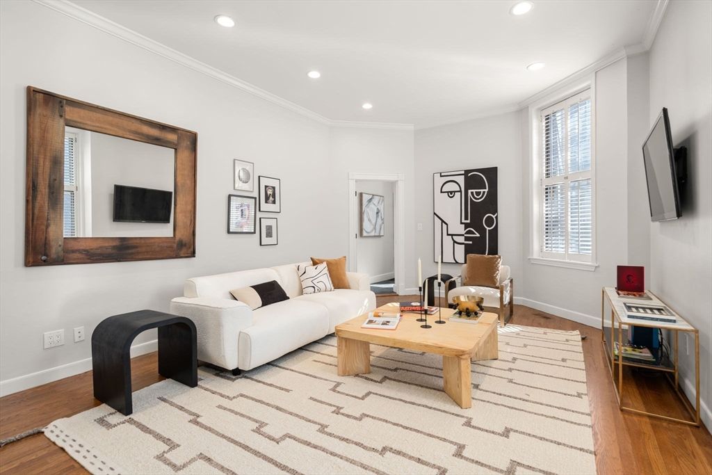 226 Marlborough Street 5, Boston, MA 02116