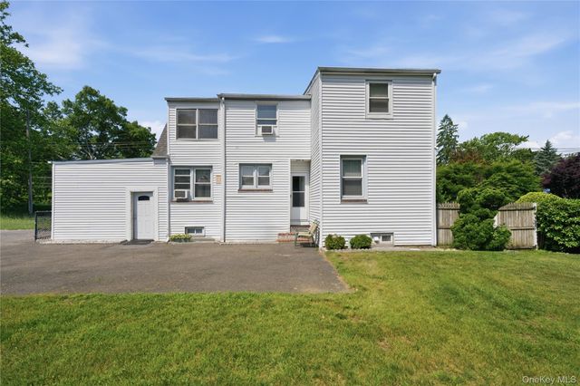 145 Calebs Path, Brentwood, NY 11717
