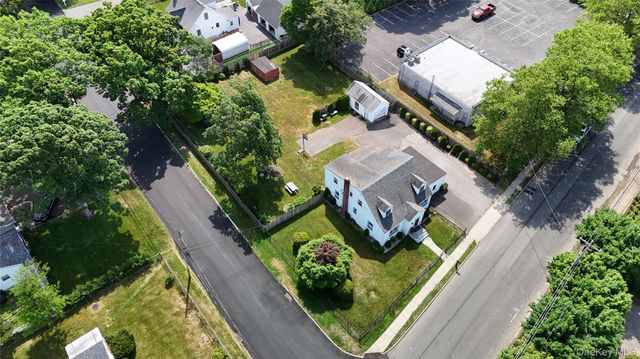 145 Calebs Path, Brentwood, NY 11717