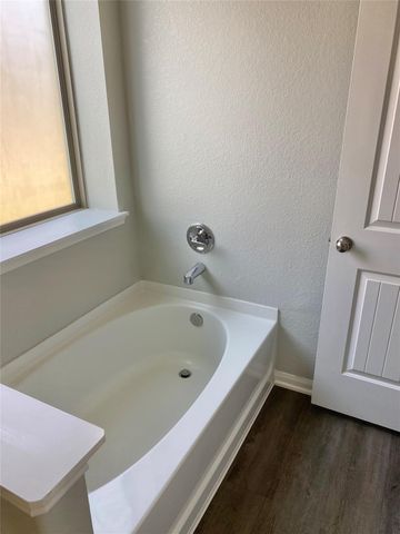 14223 Grand Hills Drive, Conroe, TX 77303