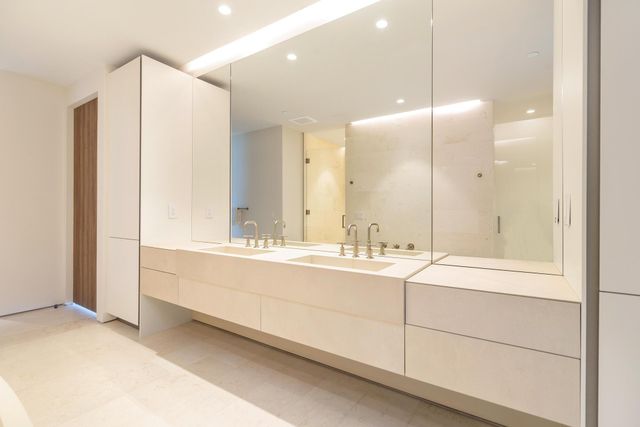 200 Arkona Court 2304, West Palm Beach, FL 33401