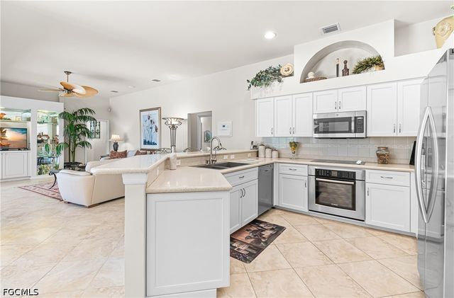 8026 Tiger Palm WAY, Fort Myers, FL 33966