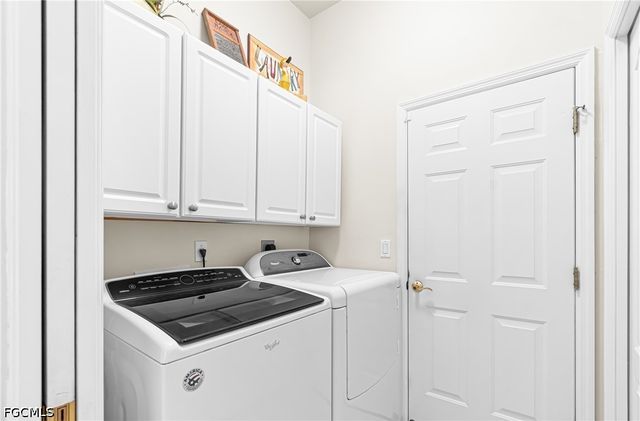8026 Tiger Palm WAY, Fort Myers, FL 33966