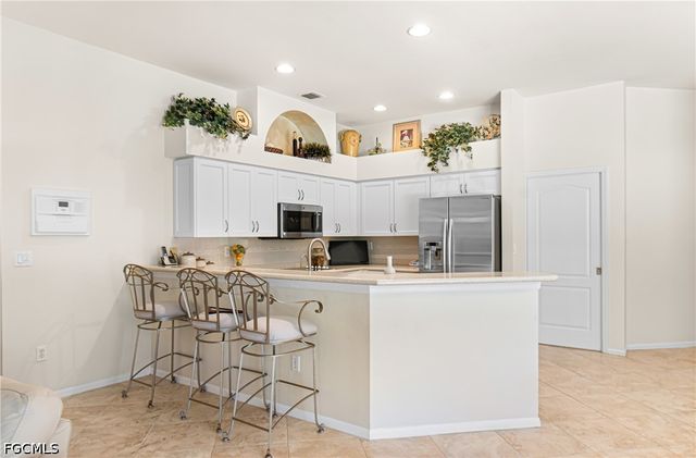 8026 Tiger Palm WAY, Fort Myers, FL 33966