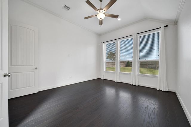 11030 Sarah Bluff Lane, Cypress, TX 77433