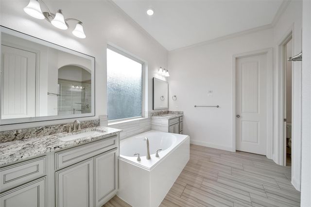 11030 Sarah Bluff Lane, Cypress, TX 77433