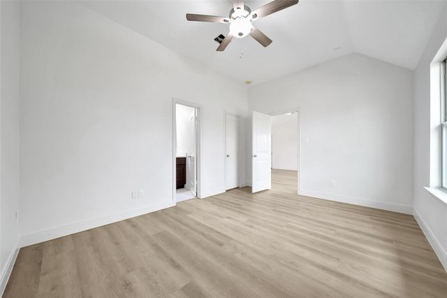 11030 Sarah Bluff Lane, Cypress, TX 77433