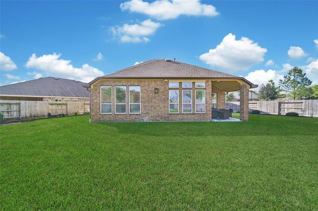 11030 Sarah Bluff Lane, Cypress, TX 77433