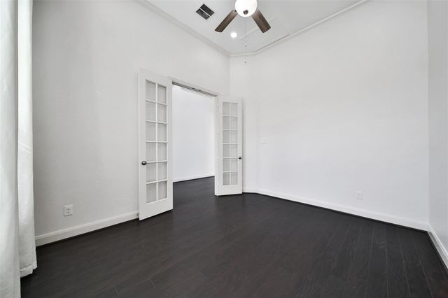 11030 Sarah Bluff Lane, Cypress, TX 77433