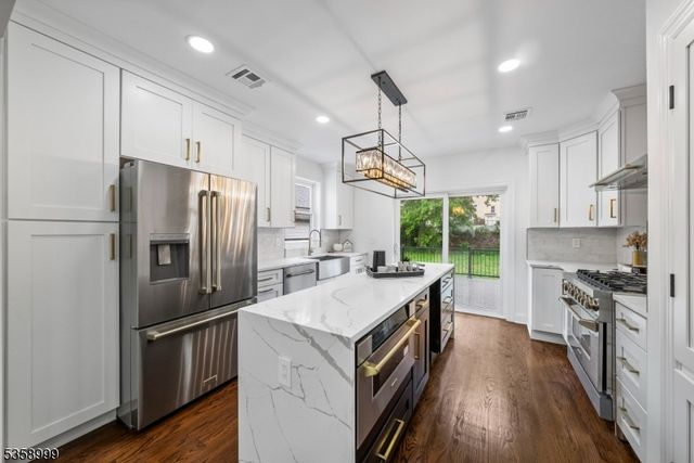 22 Race St, Nutley Twp., NJ 07110
