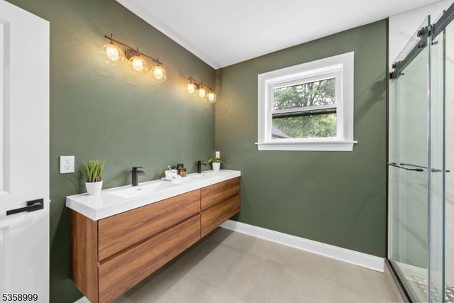 22 Race St, Nutley Twp., NJ 07110
