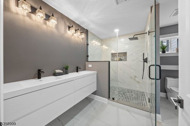 22 Race St, Nutley Twp., NJ 07110
