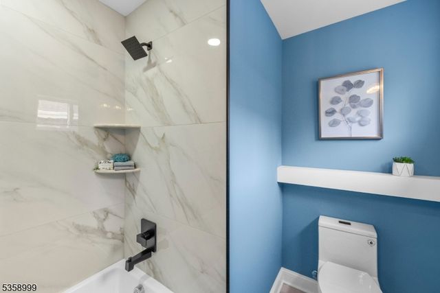 22 Race St, Nutley Twp., NJ 07110